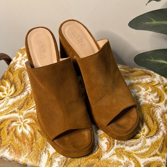 Steve Madden Brown Suede Mules - Picture 7 of 8